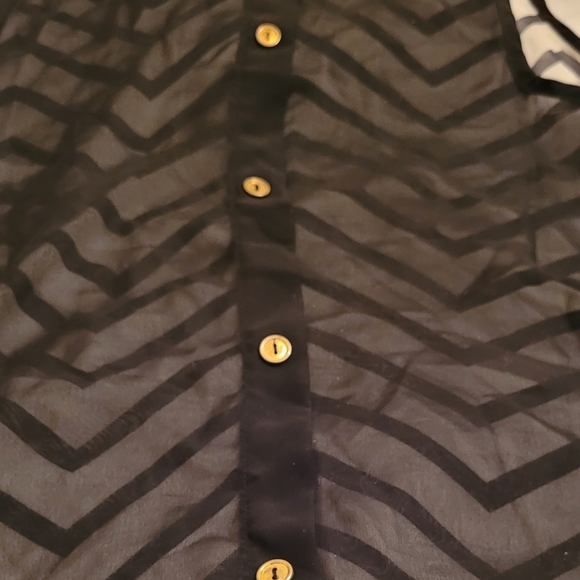 3/$25 Suzy Shier sleeveless sheer blouse, junior size M - Picture 5 of 8